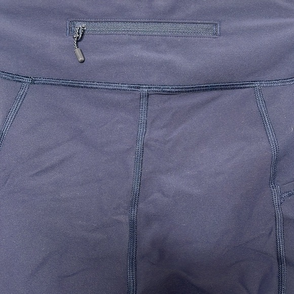 Lululemon Tight Stuff High-Rise Navy Cropped Leggings Women Size 6 - Picture 4 of 6